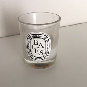 Diptyque Baies 1/4-1/3 candle left